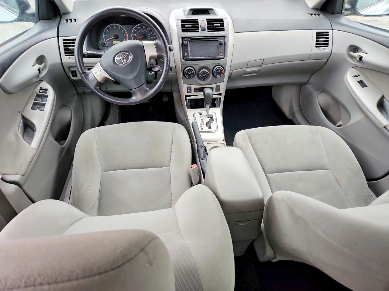 2013 TOYOTA COROLLA BASE photo 15