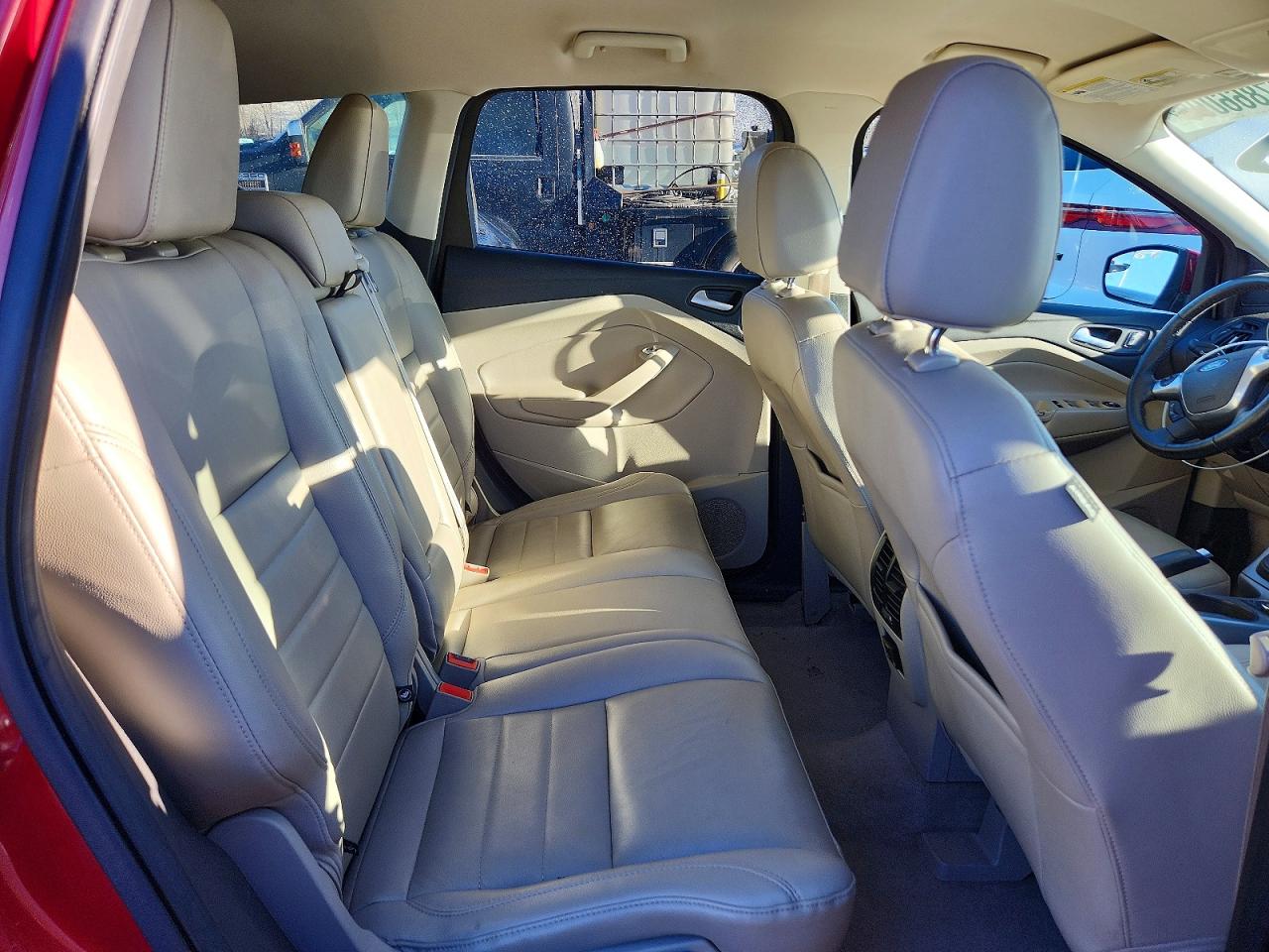 2015 FORD ESCAPE SE photo 11