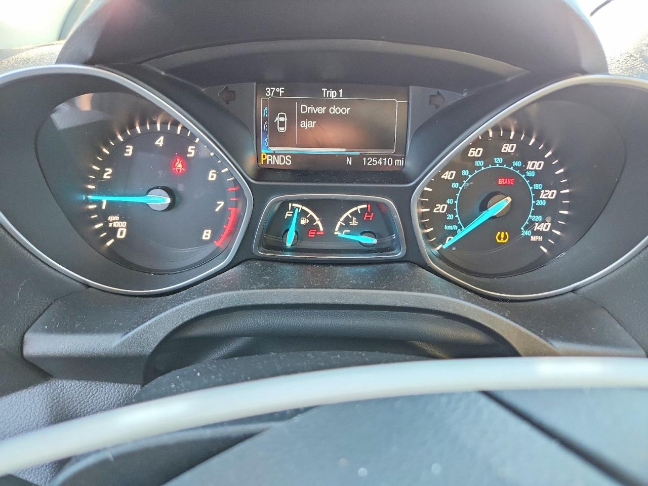 2015 FORD ESCAPE SE photo 9