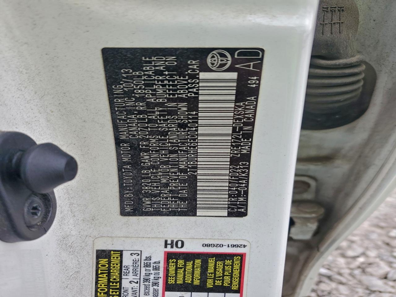 2014 TOYOTA COROLLA L photo 12
