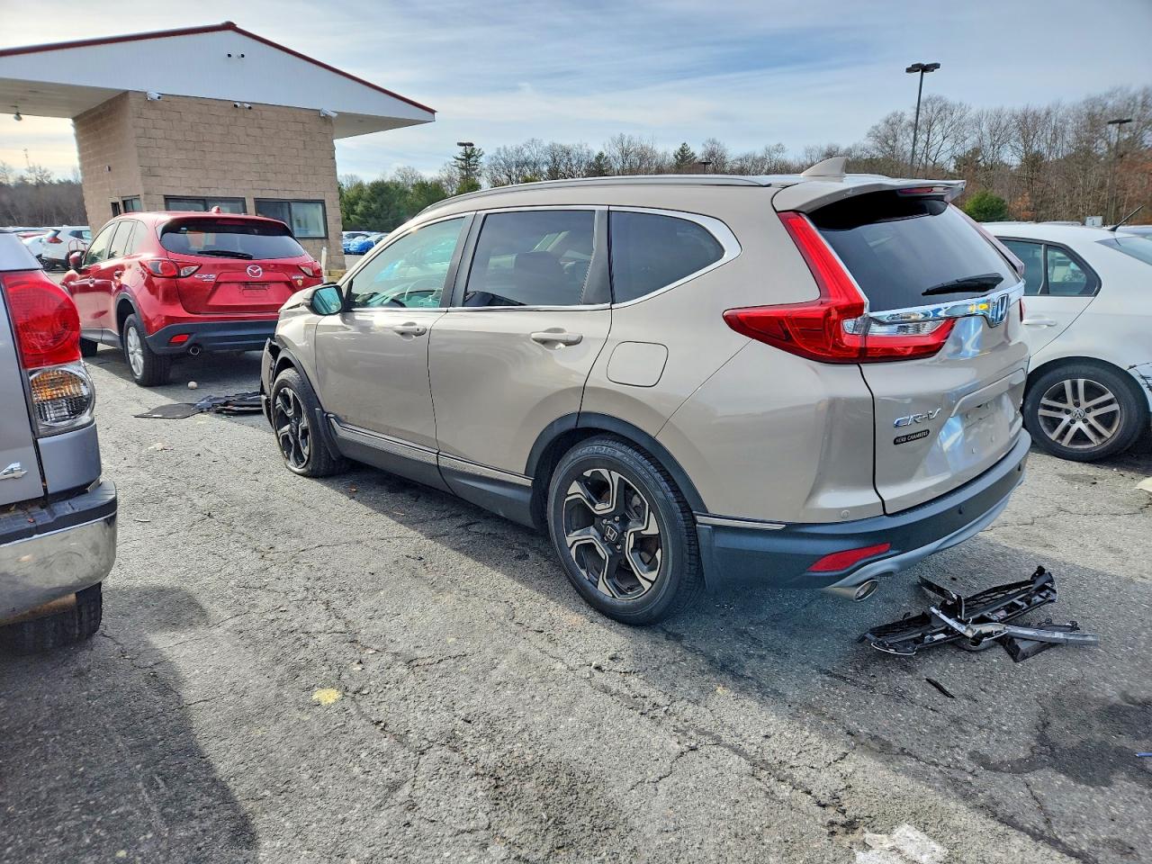 2018 HONDA CR-V TOURING photo 2