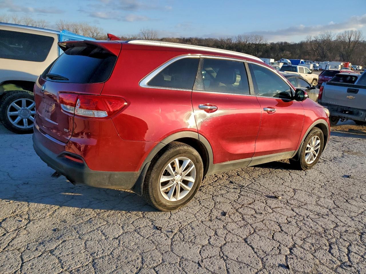 2016 KIA SORENTO LX photo 3