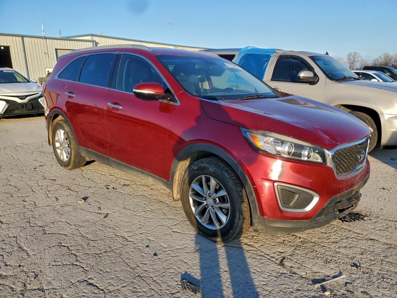 2016 KIA SORENTO LX photo 4