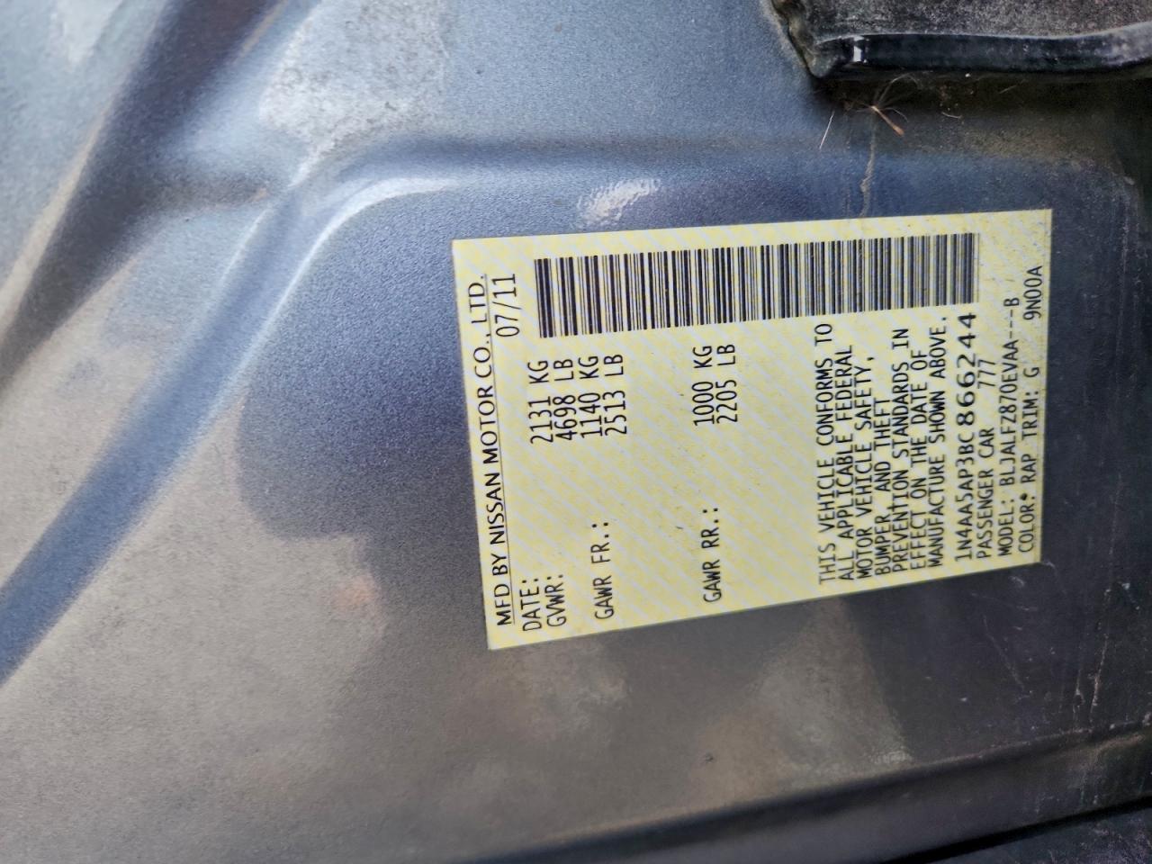 2011 NISSAN MAXIMA S photo 13