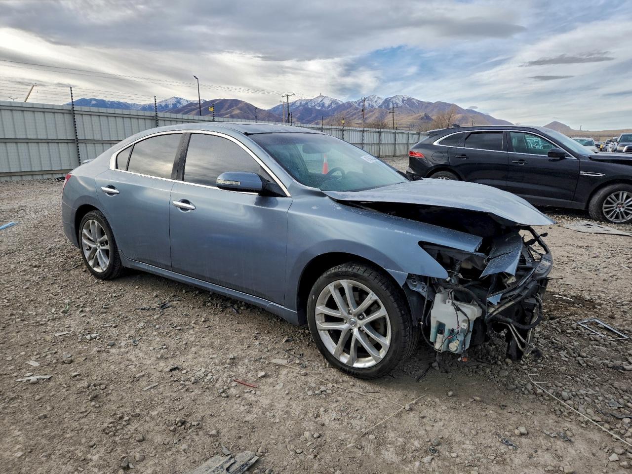 2011 NISSAN MAXIMA S photo 4