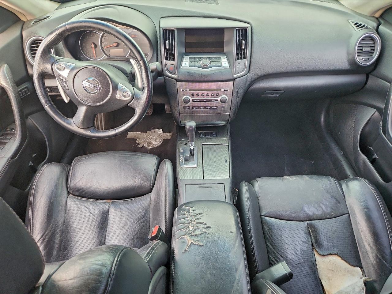 2011 NISSAN MAXIMA S photo 8