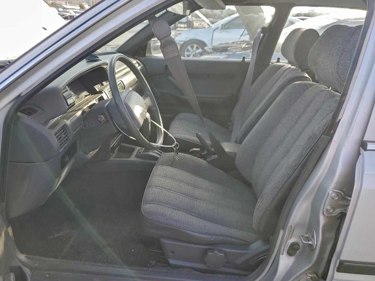 1991 TOYOTA CAMRY photo 7