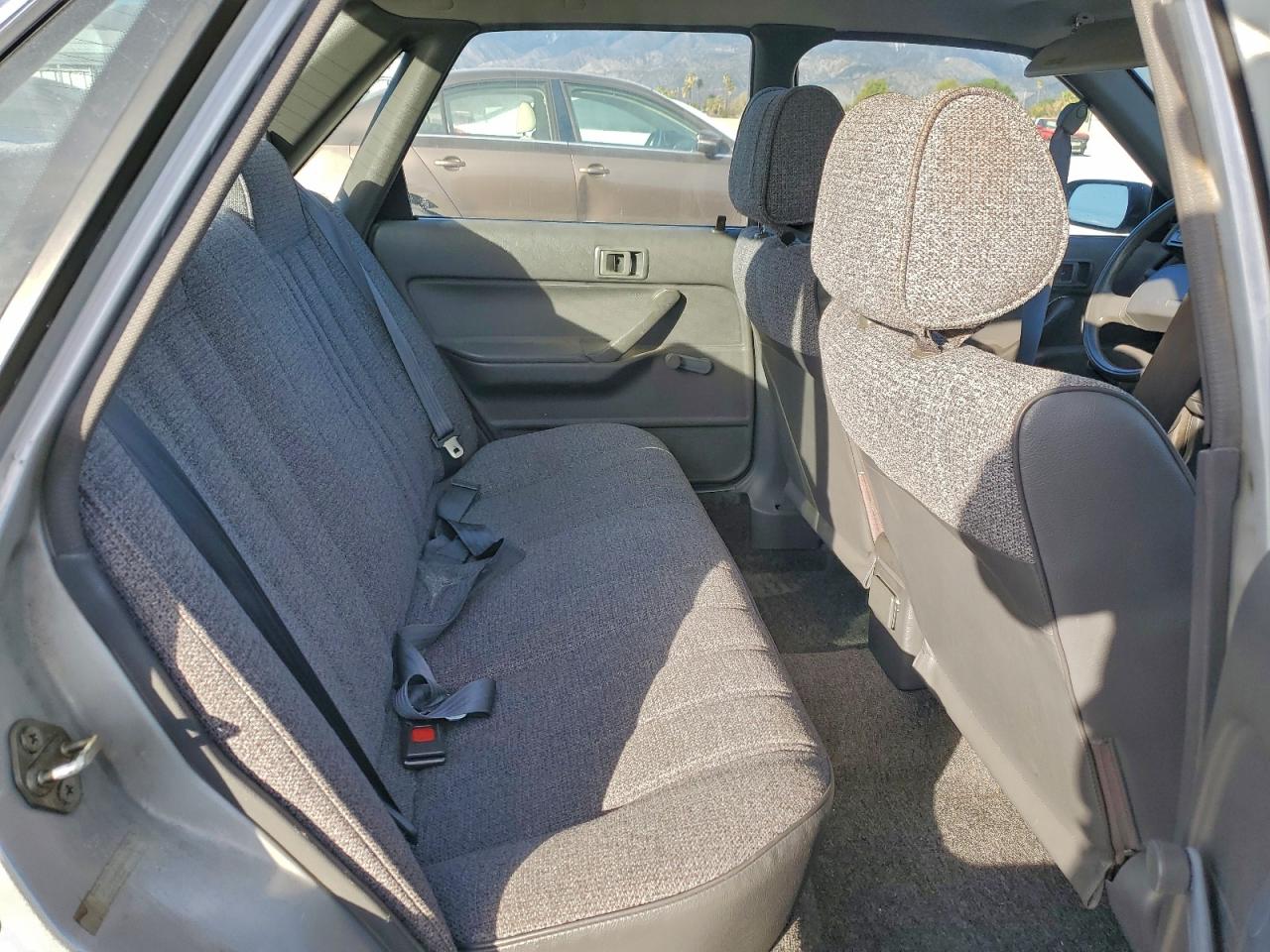 1991 TOYOTA CAMRY photo 10