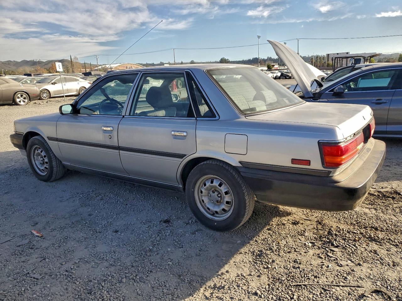 1991 TOYOTA CAMRY photo 2