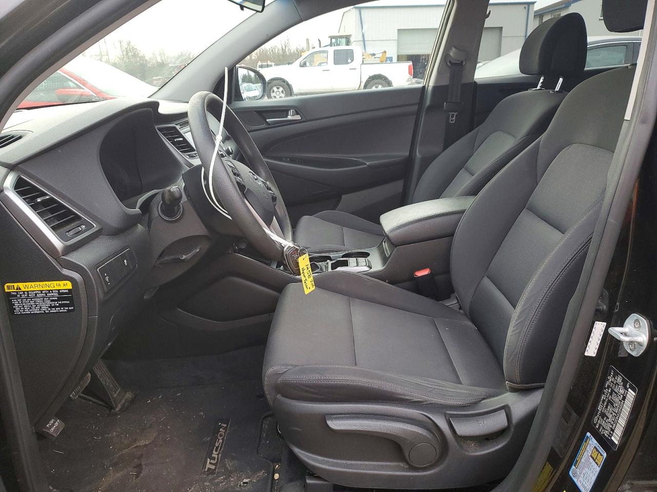 2018 HYUNDAI TUCSON SE photo 13