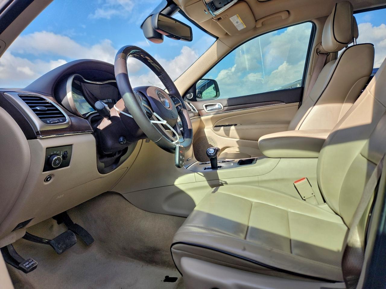 2014 JEEP GRAND CHEROKEE OVERLAND photo 13