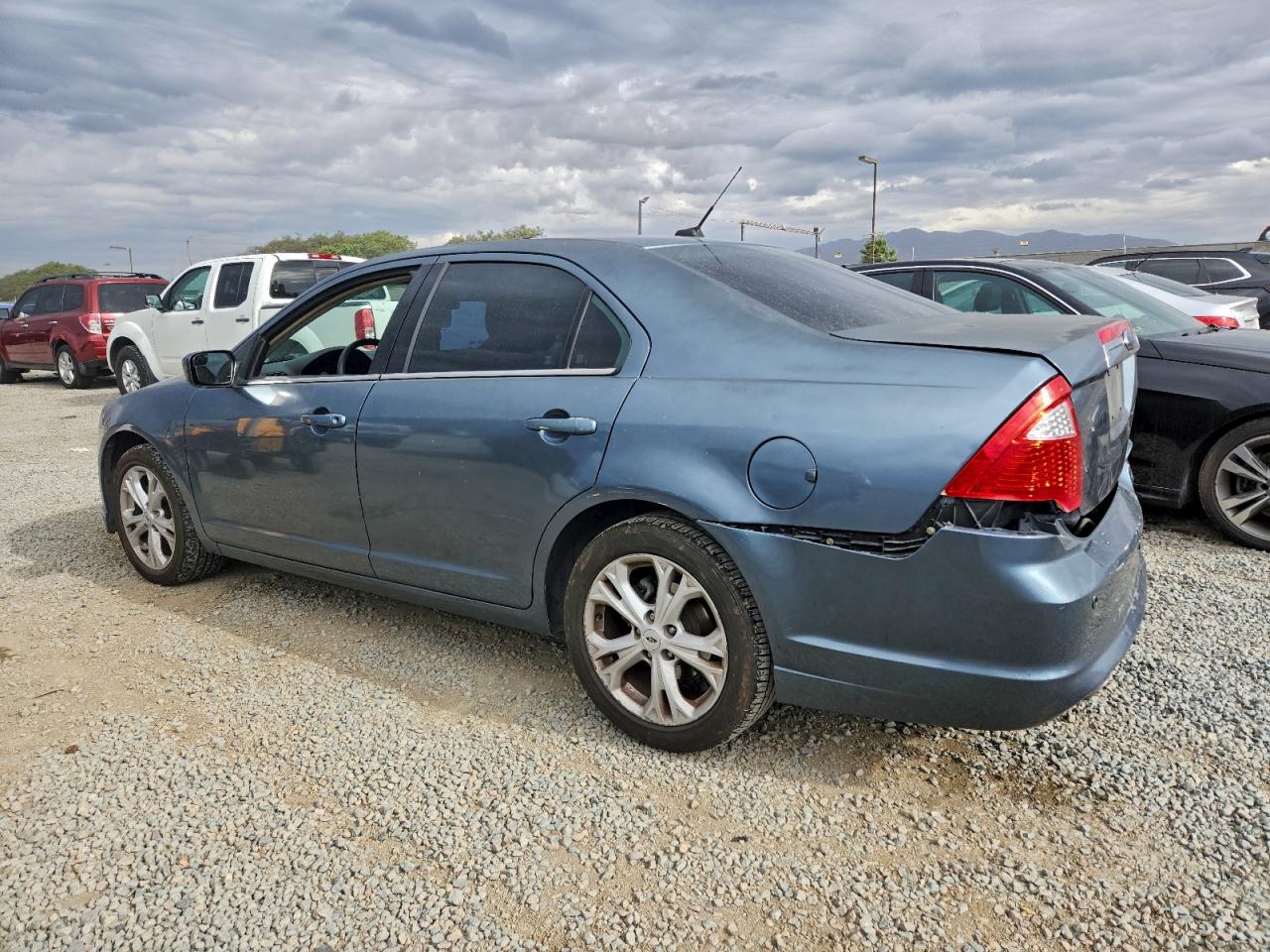 2012 FORD FUSION SE photo 2
