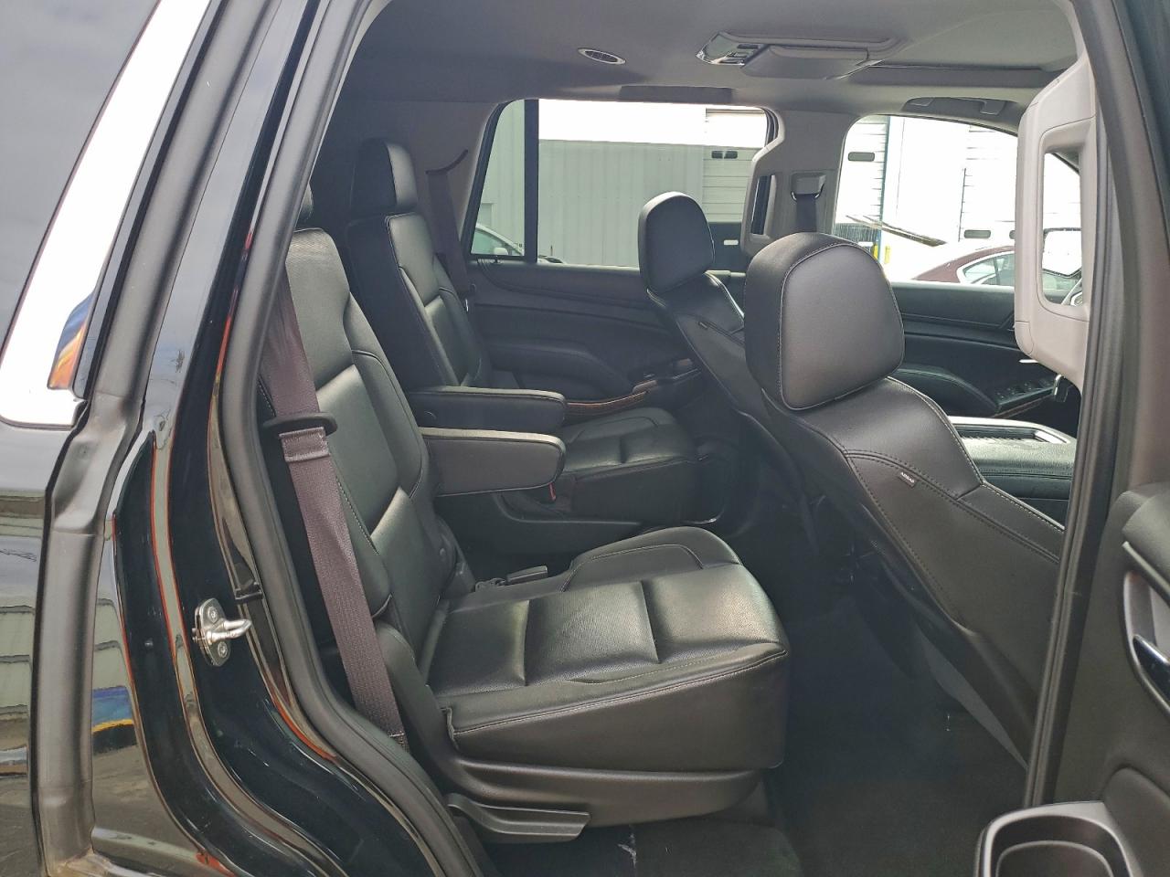 2016 CHEVROLET TAHOE C1500 LTZ photo 11