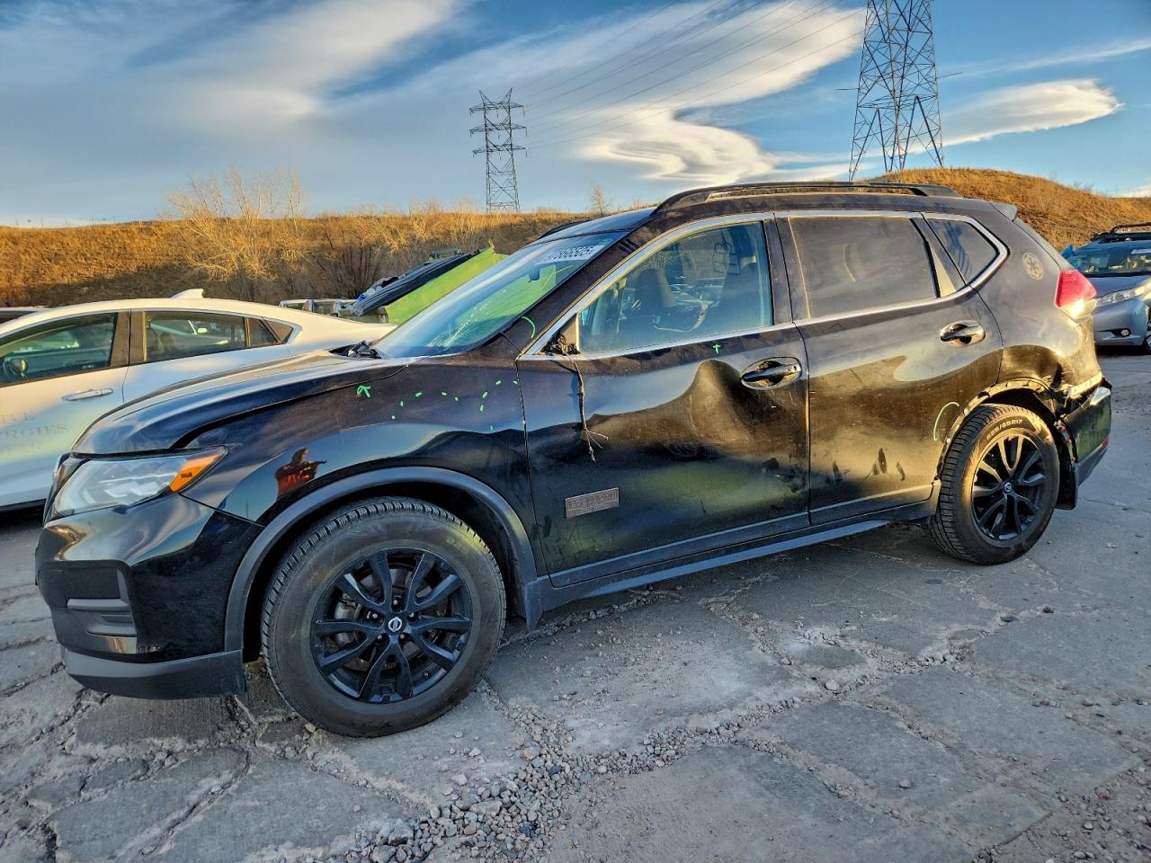 2017 NISSAN ROGUE