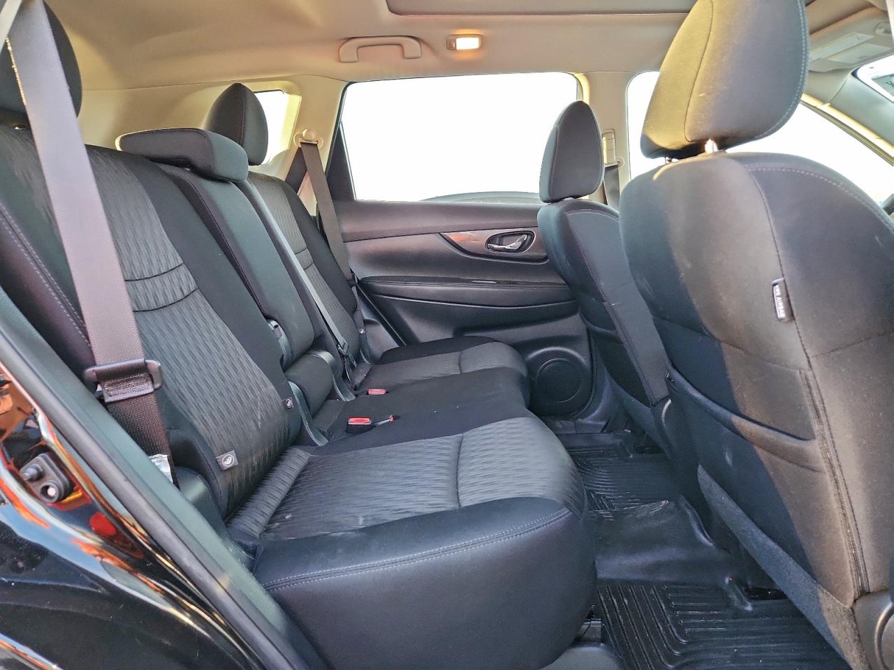 2017 NISSAN ROGUE S photo 11