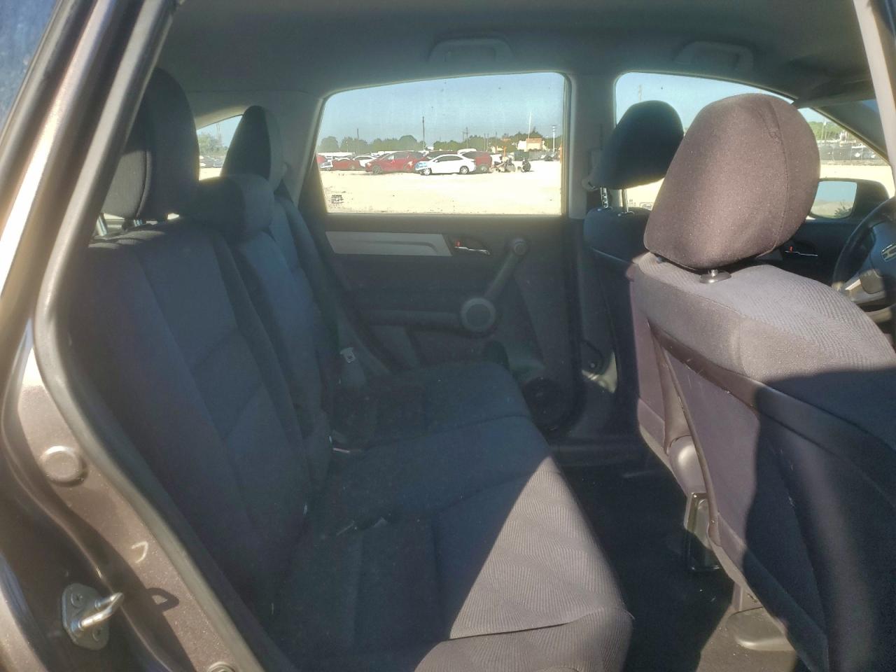 2010 HONDA CR-V LX photo 11