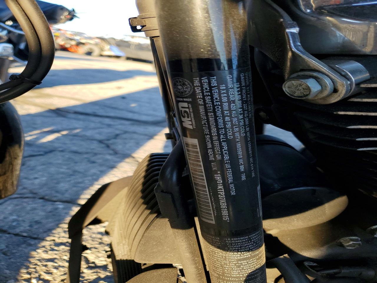 2019 HARLEY-DAVIDSON FLTRXS photo 15