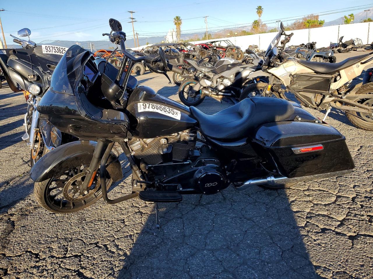 2019 HARLEY-DAVIDSON FLTRXS photo 5