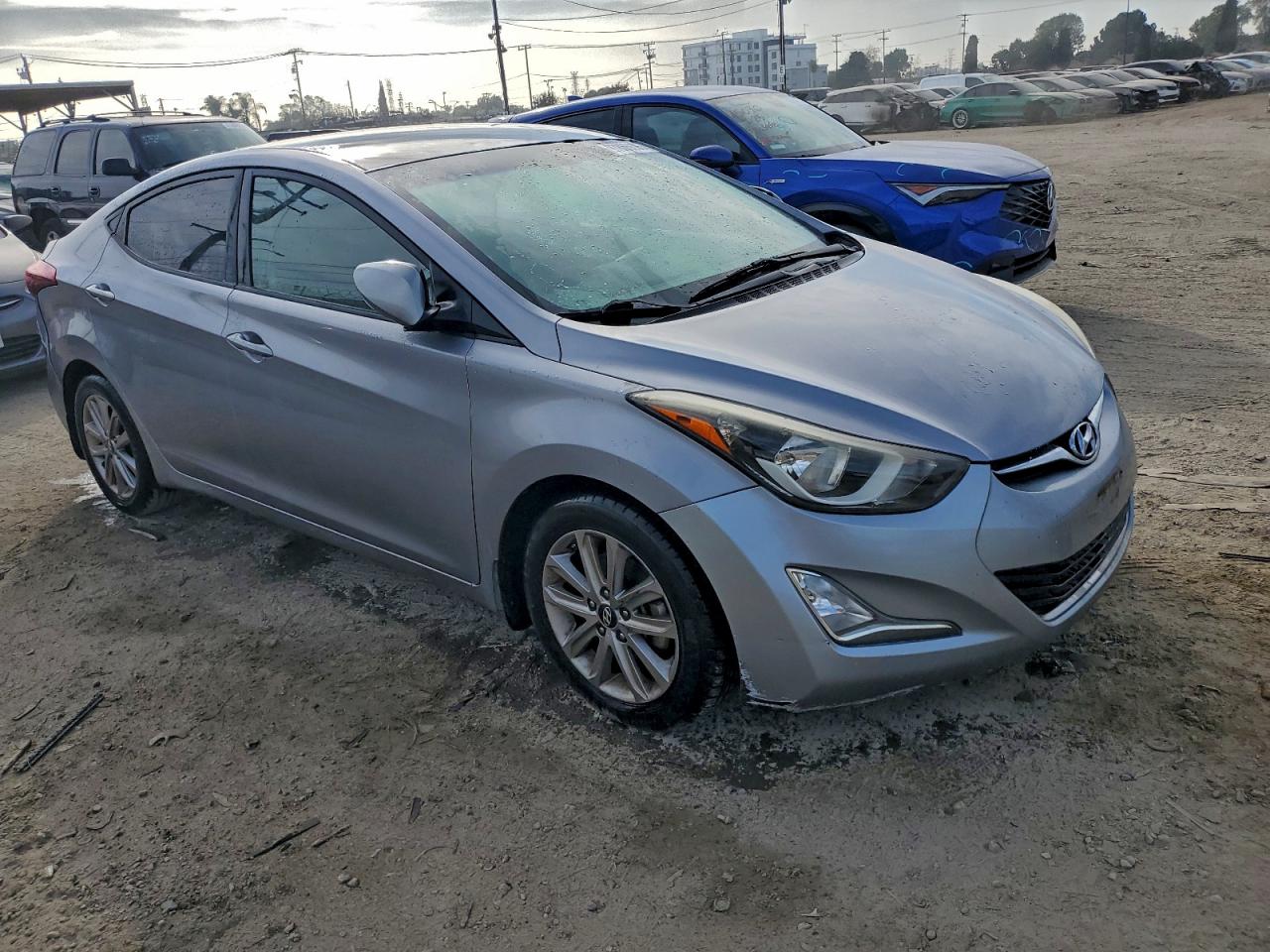 2015 HYUNDAI ELANTRA SE photo 4
