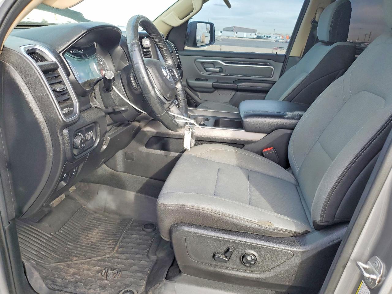 2019 RAM 1500 BIG HORN/LONE STAR photo 7