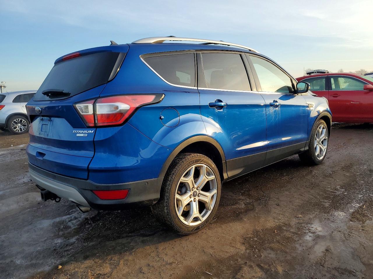2018 FORD ESCAPE TITANIUM photo 3