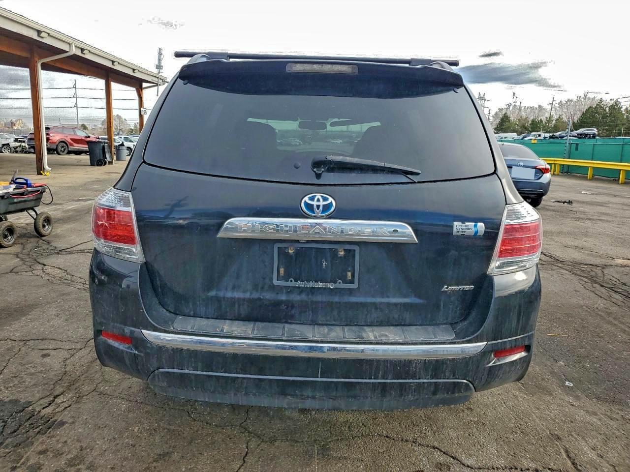 2013 TOYOTA HIGHLANDER HYBRID LIMITED photo 6