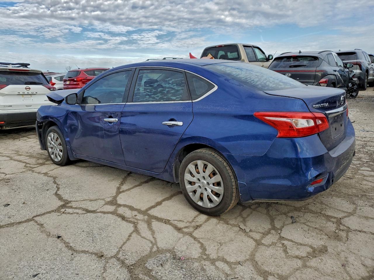 2016 NISSAN SENTRA S photo 3
