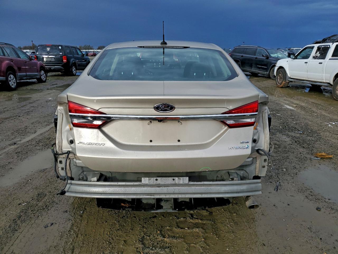 2017 FORD FUSION SE HYBRID photo 11