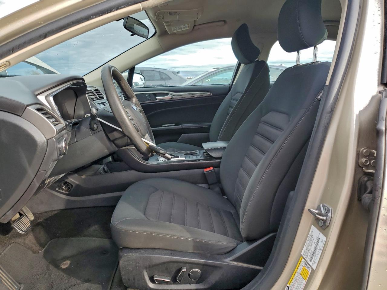 2017 FORD FUSION SE HYBRID photo 13