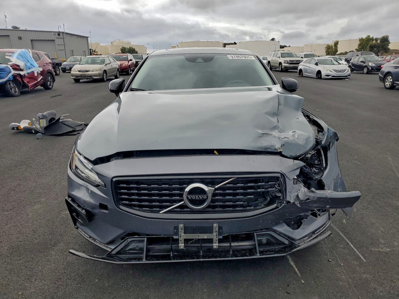 2021 VOLVO S60 T5 MOMENTUM photo 5