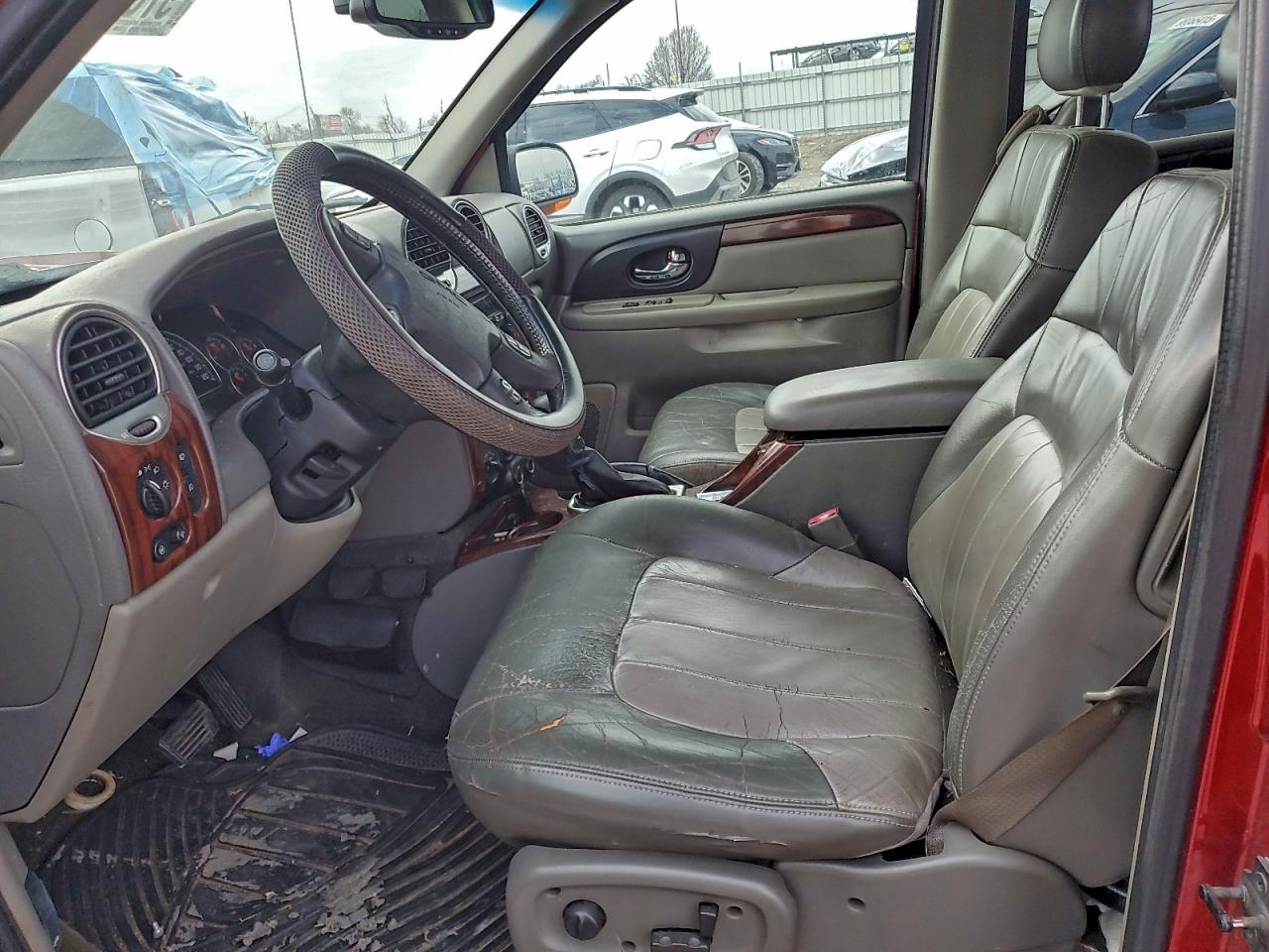 2004 GMC ENVOY photo 7