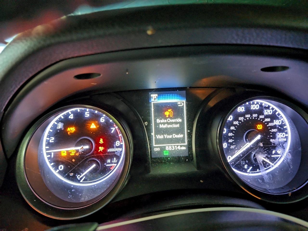 2022 TOYOTA CAMRY SE photo 9