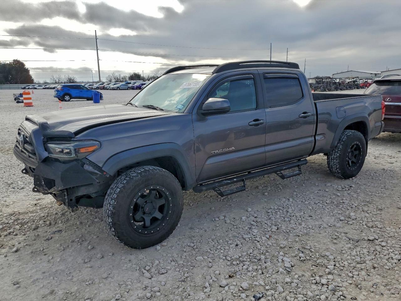 2017 TOYOTA TACOMA