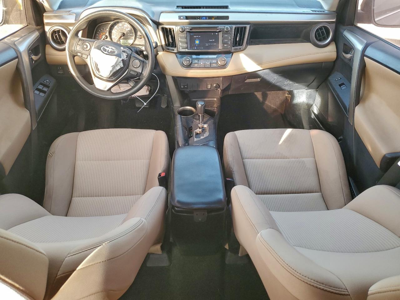 2014 TOYOTA RAV4 XLE photo 8