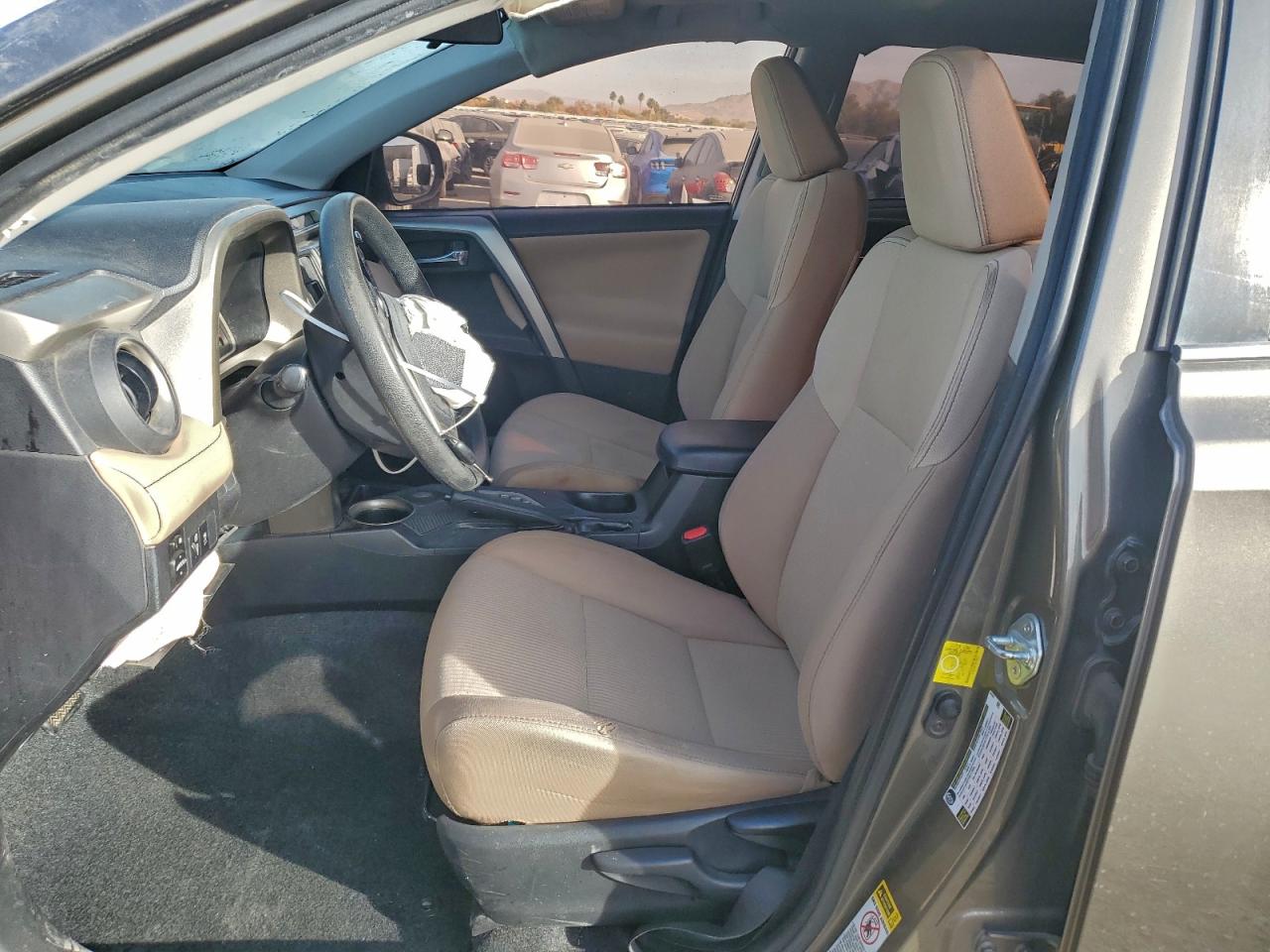 2014 TOYOTA RAV4 XLE photo 7