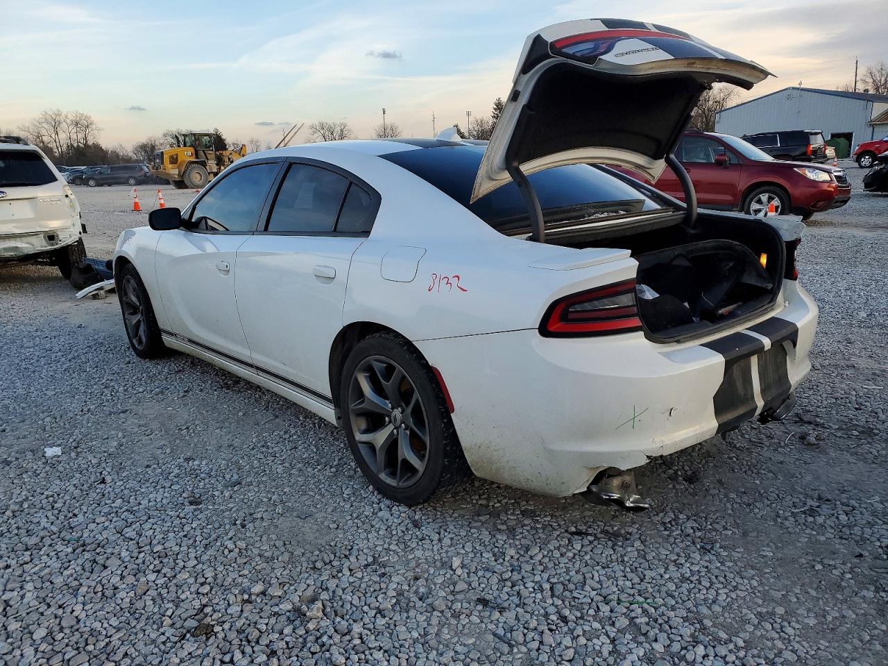 2017 DODGE CHARGER SXT photo 2