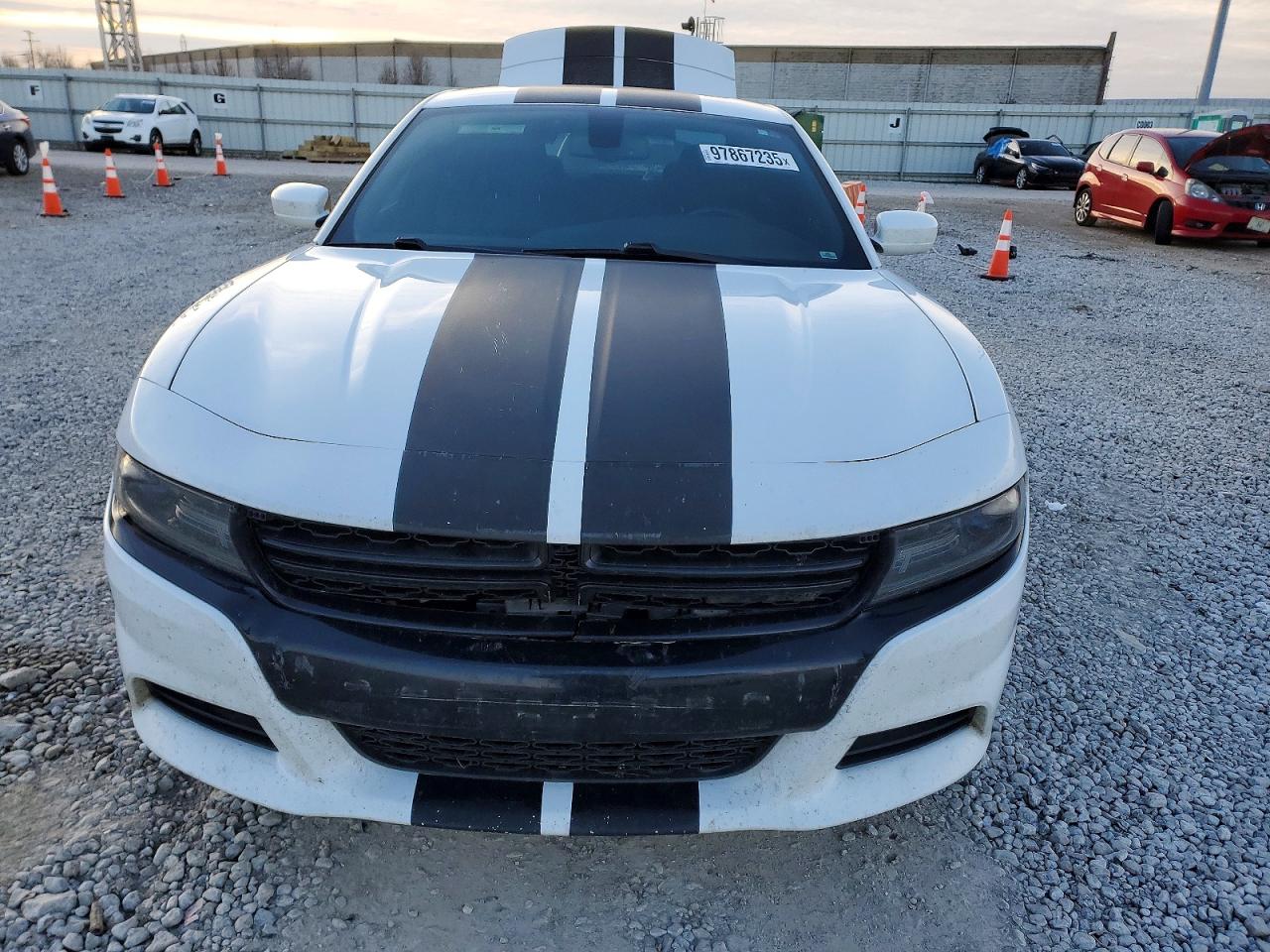 2017 DODGE CHARGER SXT photo 5