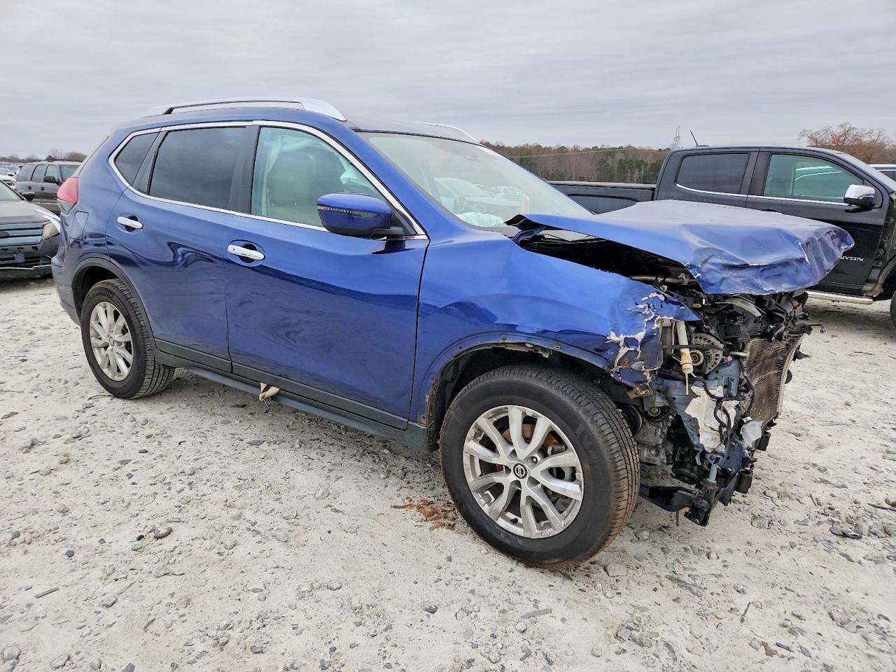 2020 NISSAN ROGUE S photo 4