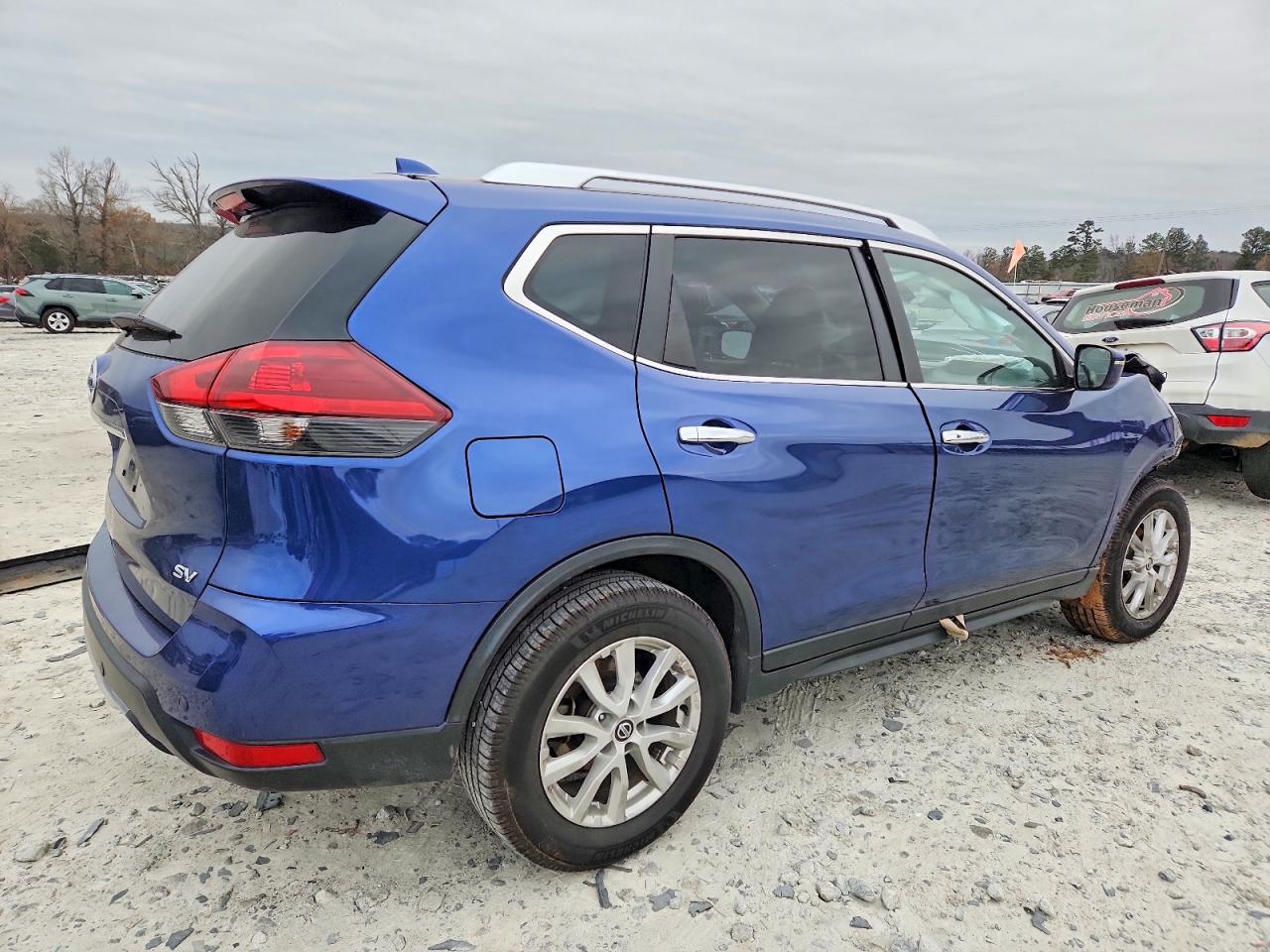 2020 NISSAN ROGUE S photo 3
