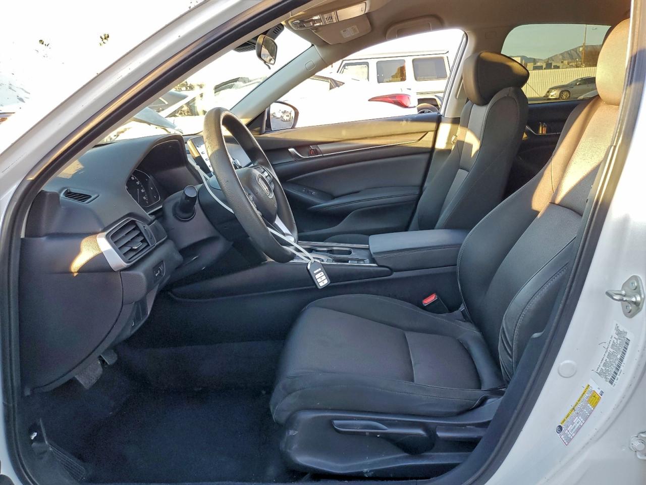 2020 HONDA ACCORD LX photo 7