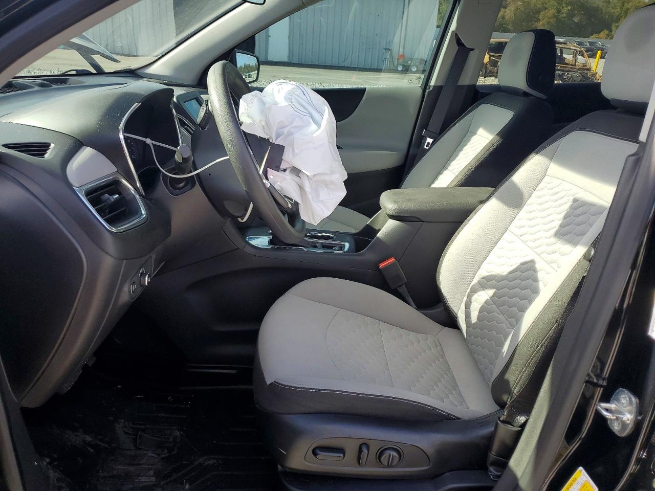 2020 CHEVROLET EQUINOX LT photo 7