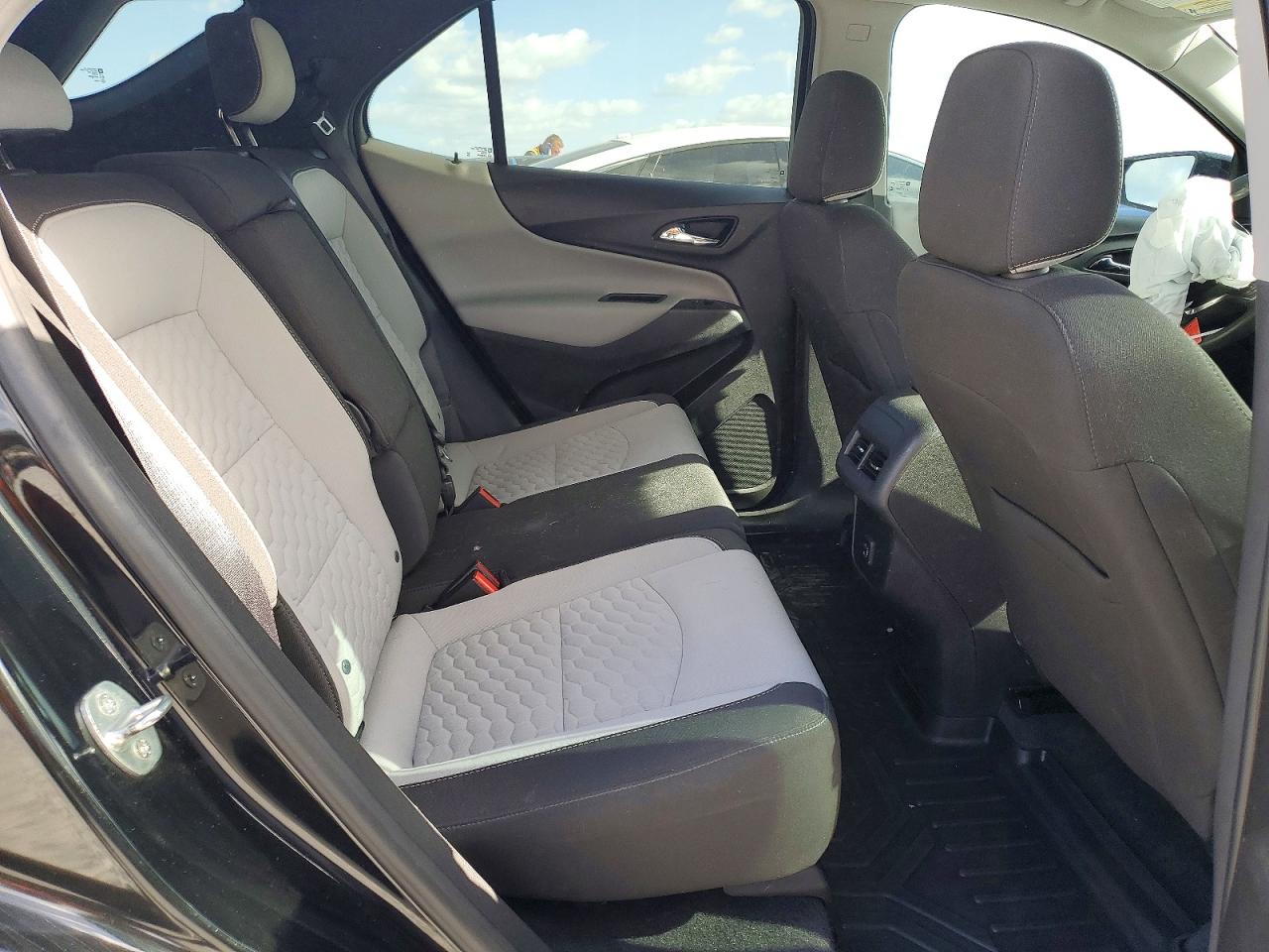 2020 CHEVROLET EQUINOX LT photo 11