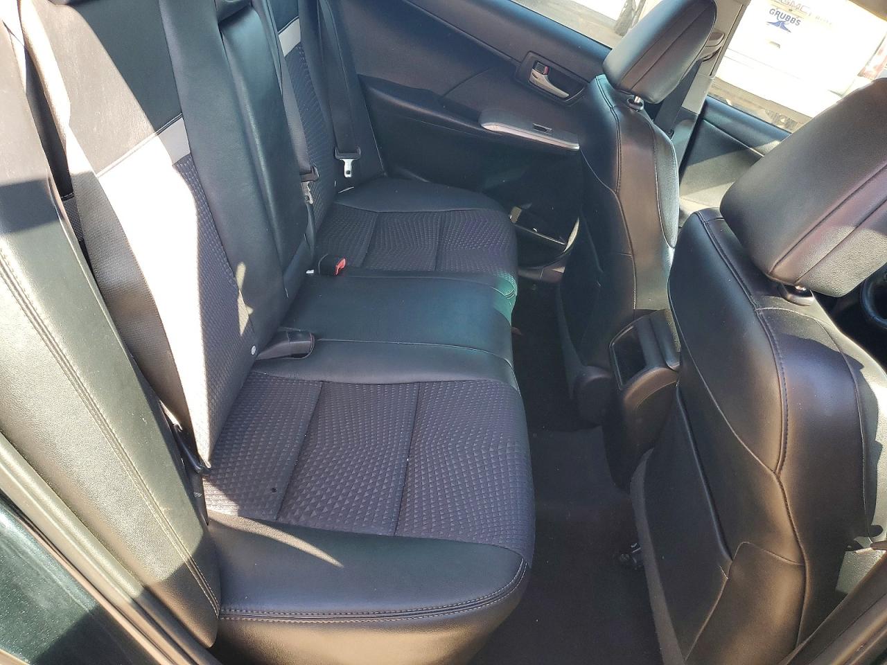 2014 TOYOTA CAMRY L photo 10