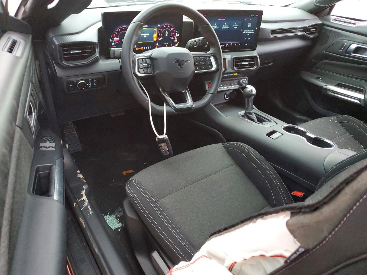2025 FORD MUSTANG photo 8