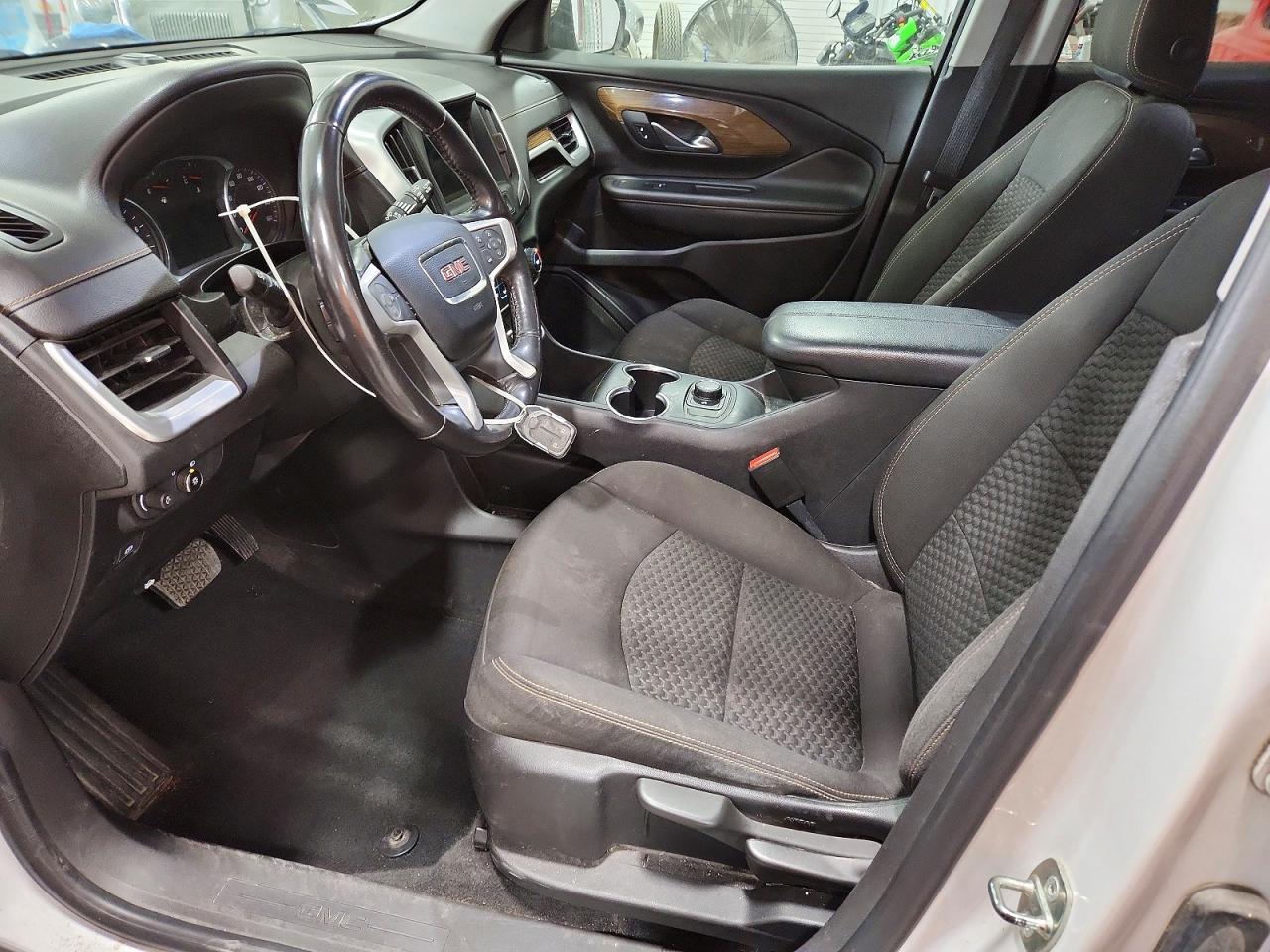 2019 GMC TERRAIN SLE photo 7