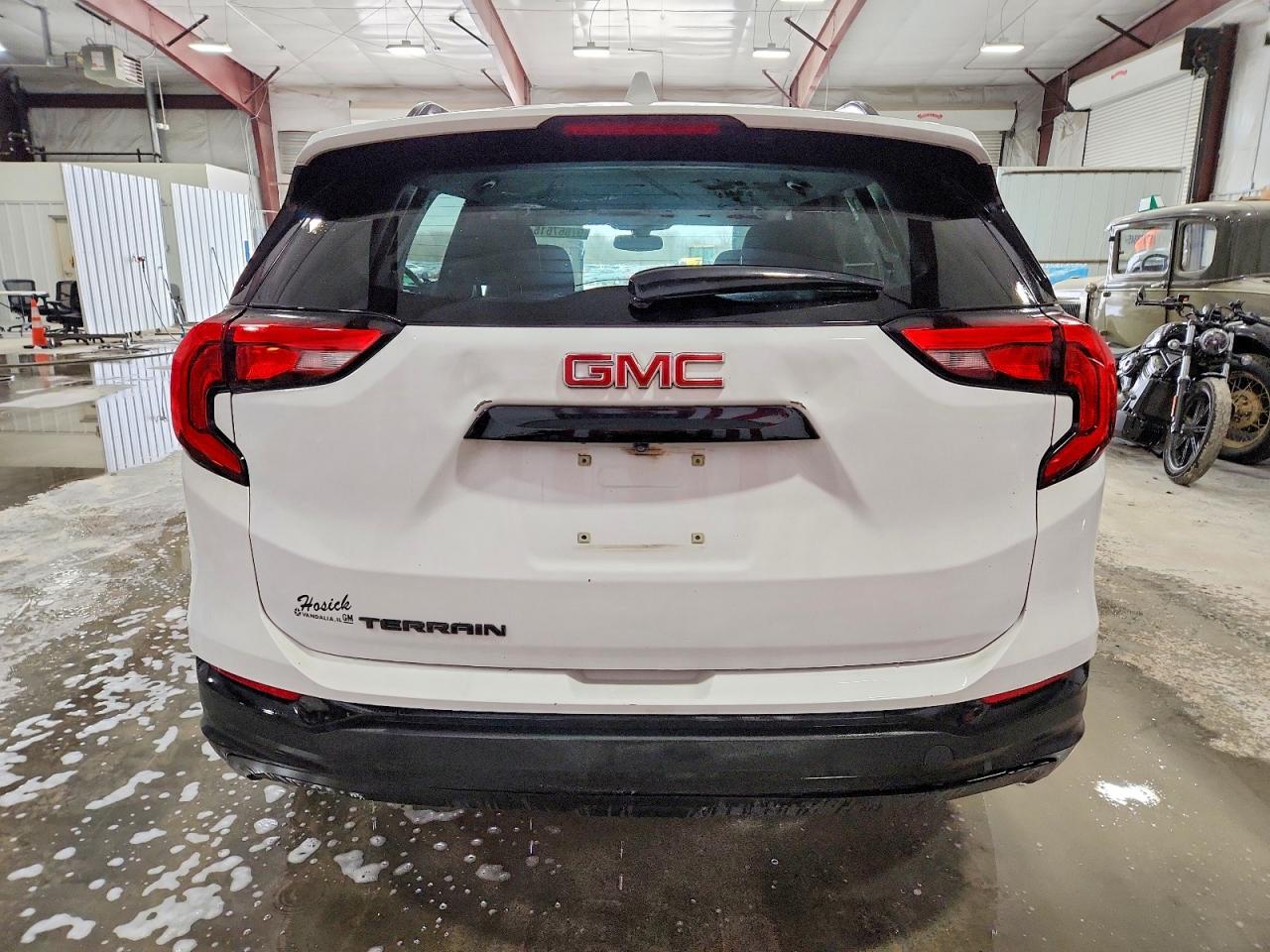 2019 GMC TERRAIN SLE photo 6