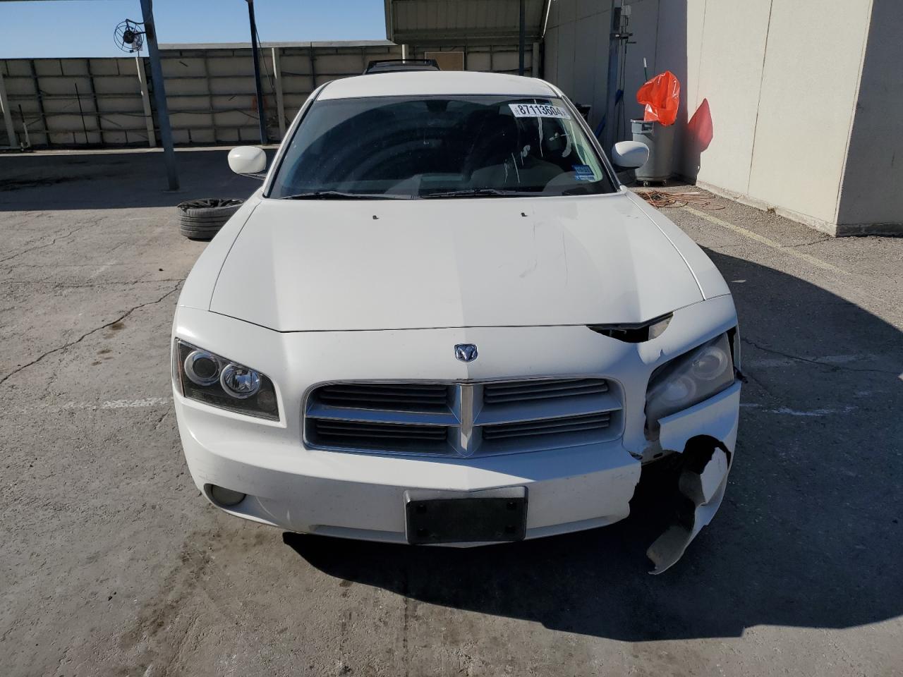 2010 DODGE CHARGER SXT photo 5