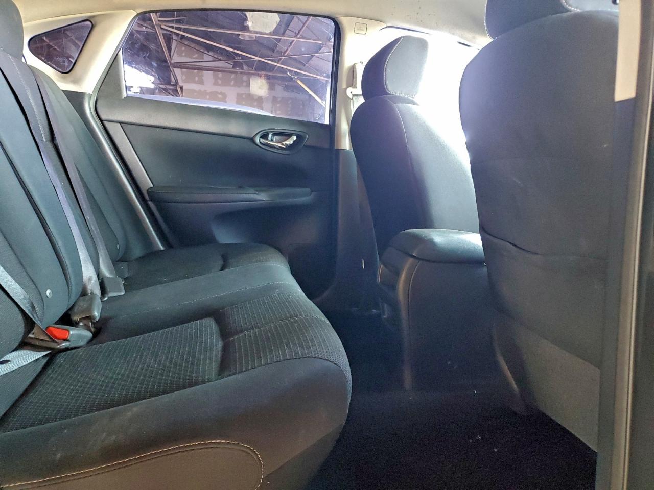 2016 NISSAN SENTRA S photo 19