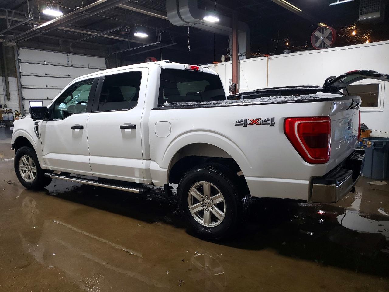 2022 FORD F150 SUPERCREW photo 2