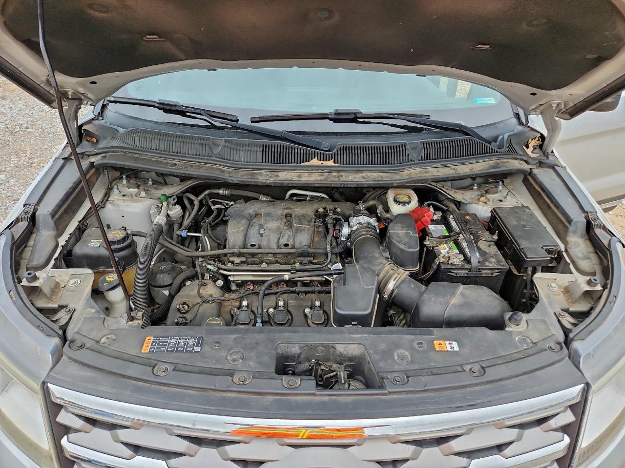 2018 FORD EXPLORER XLT photo 12